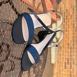 Brand new David bridal navy short heel, never worn, with stickers still on